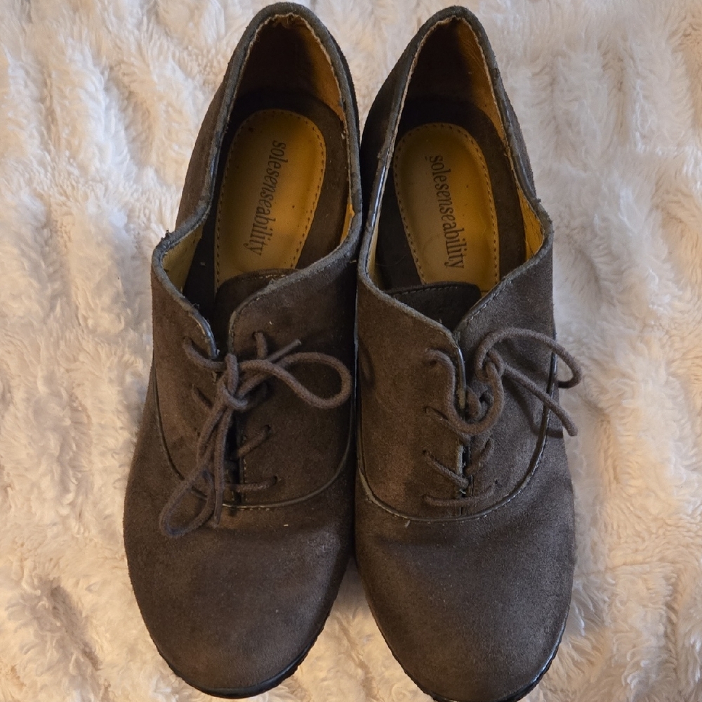 Dark Green Lace-Up Suede Shoes